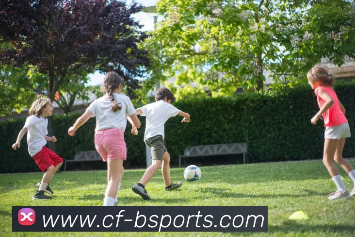 C罗计划收购利雅得胜利部分股份引发球迷热议