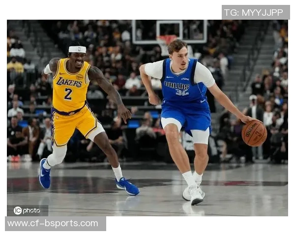 高低对比新赛季数据解析：弗拉格与浓眉的精彩表现一览