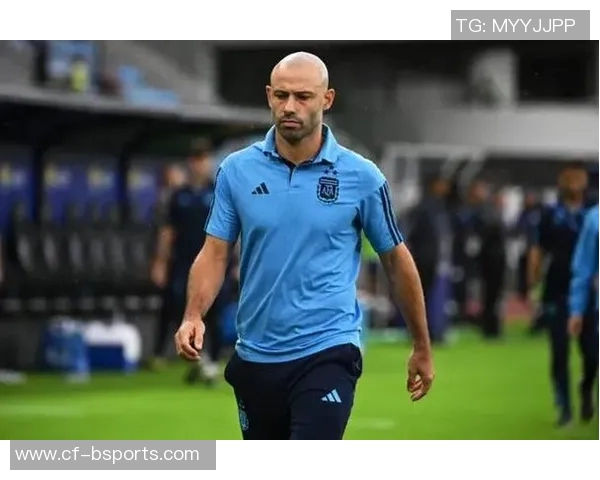 马斯切拉诺赞苏亚雷斯替补态度梅西无球表现令人惊叹