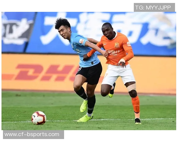 小卡强调进攻战术执行力与防守协作的重要性以提升球队整体表现